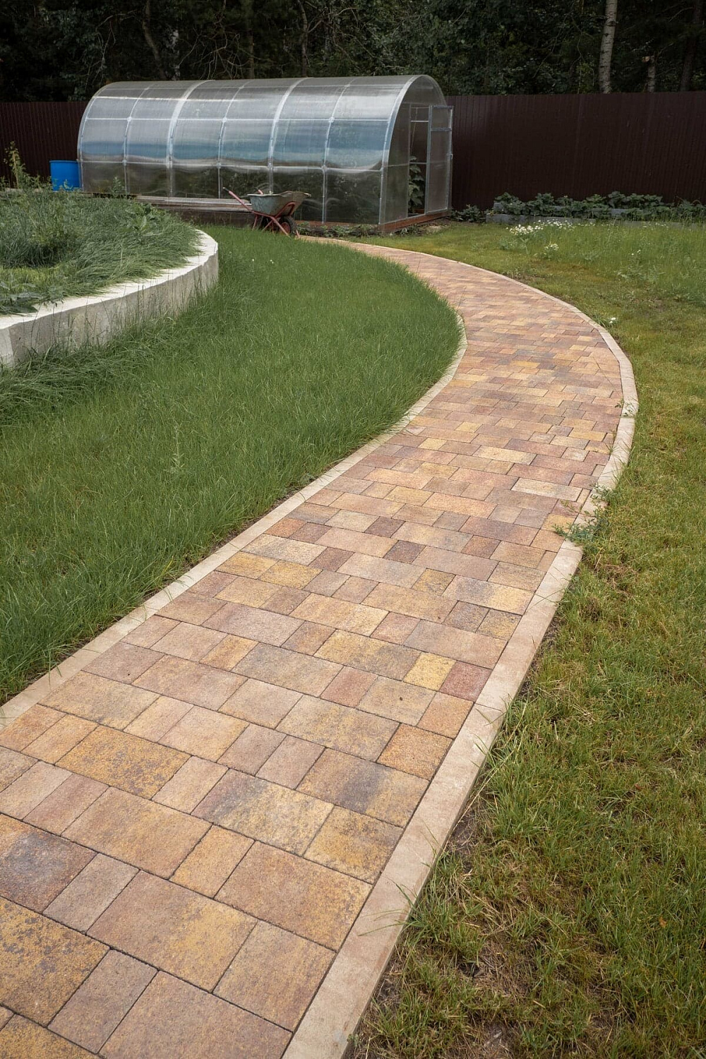 Брусчатка Старый город Осень в частном доме Брусчатка Старый город Осень в частном доме