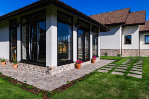 Купите квадратную тротуарную плитку от производителя «Поревит»