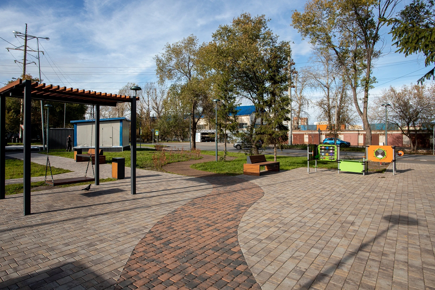 Сквер Радужный в Тюмени